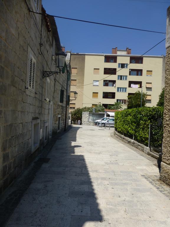 Apartment Elena Rooms Split Exterior photo